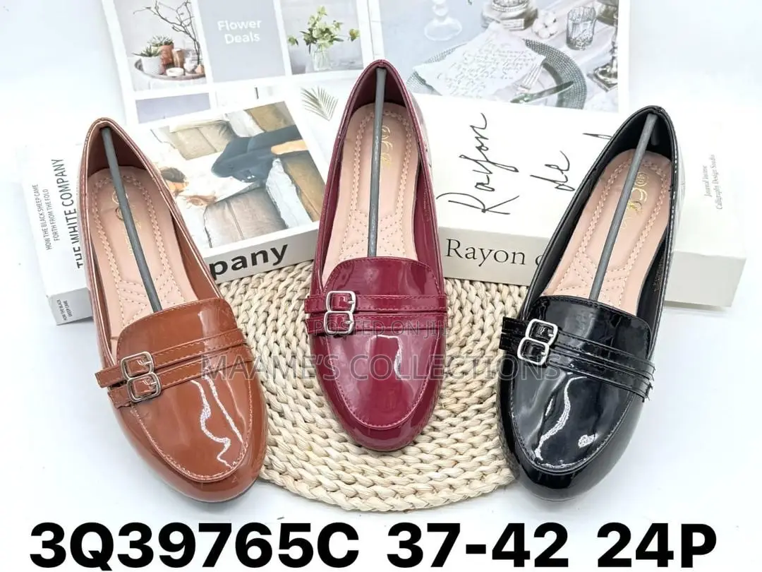 Women’s Patent Leather Office Loafers – Stylish Slip-on Flats