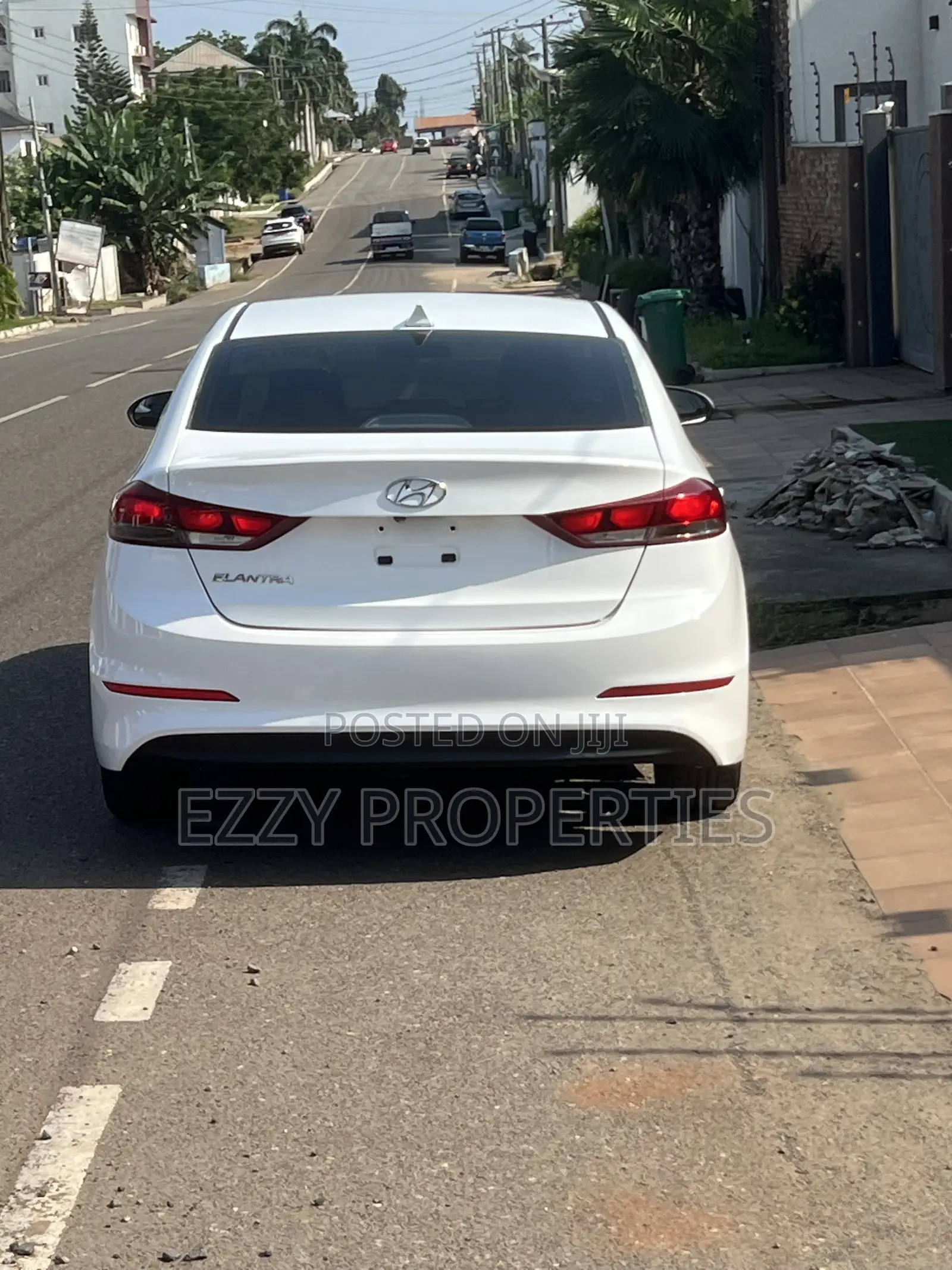 Hyundai Elantra Value Edition Sedan FWD (2.0L 4cyl 6A) 2017 White