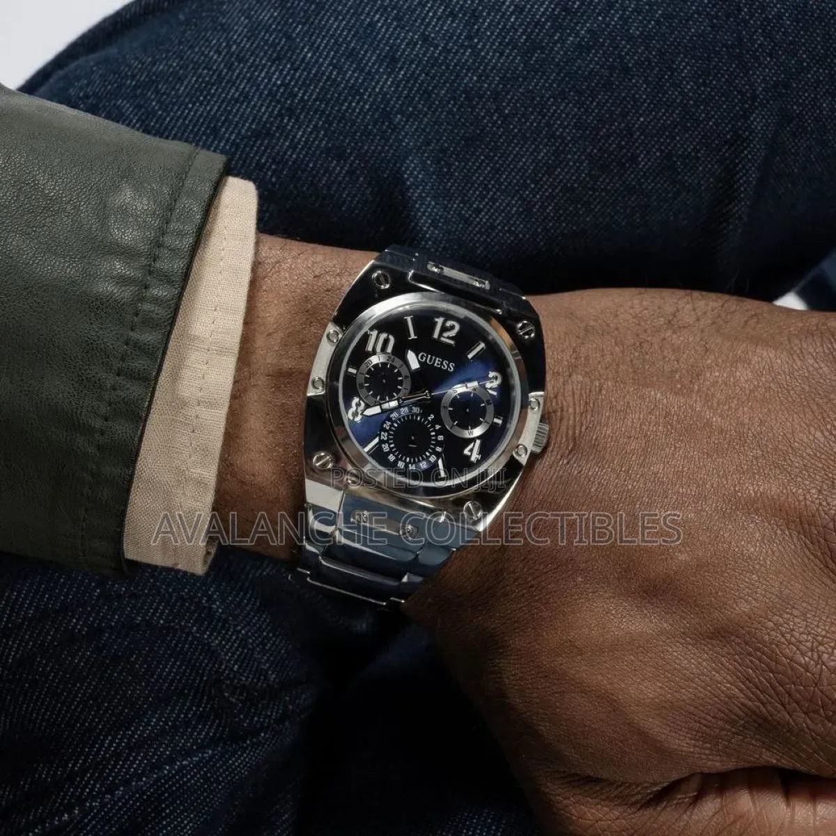 Guess Prodigy Multifunctional Gents Silver Tone Watch 42mm Case Size