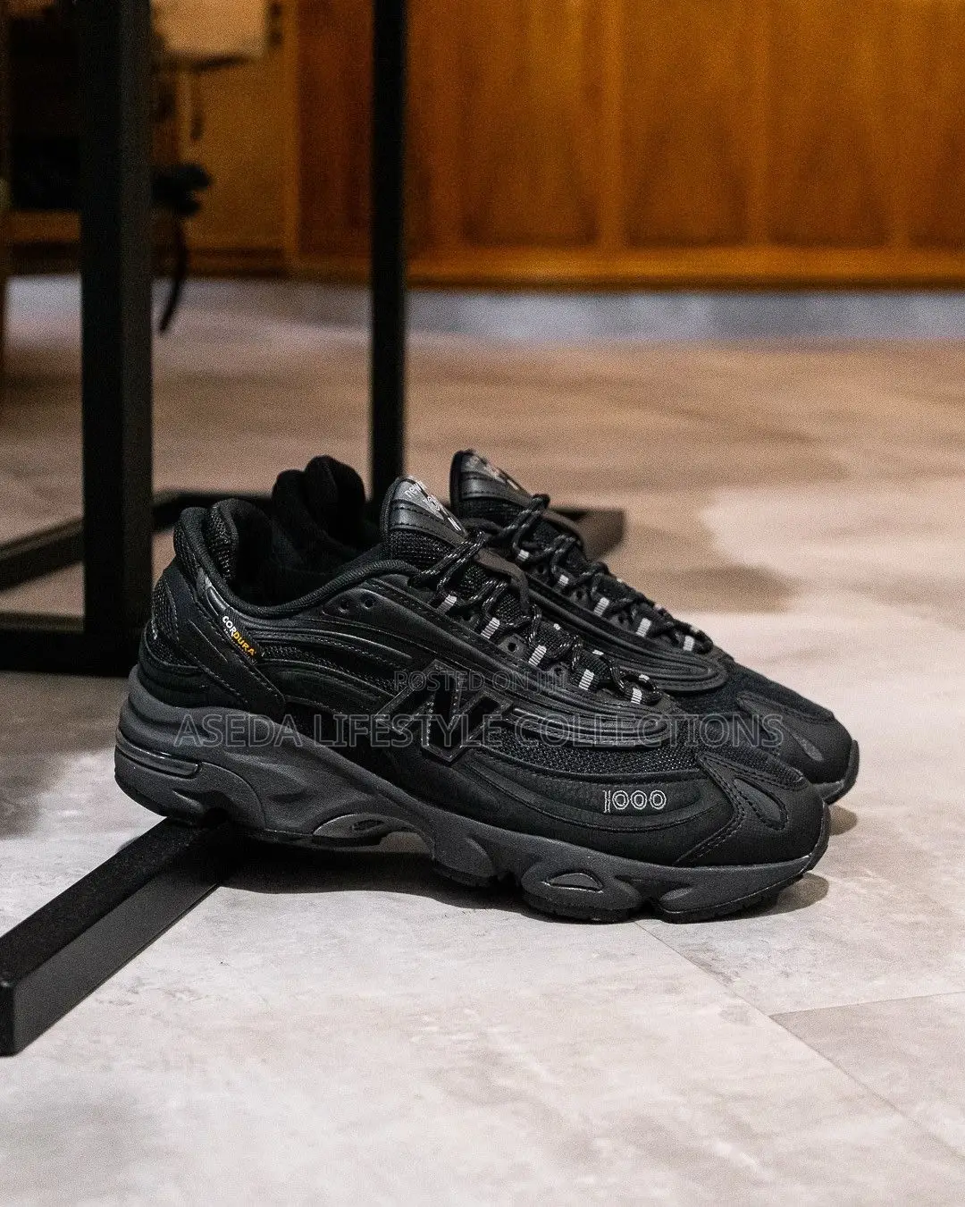 New Balance 1000 Sneakers