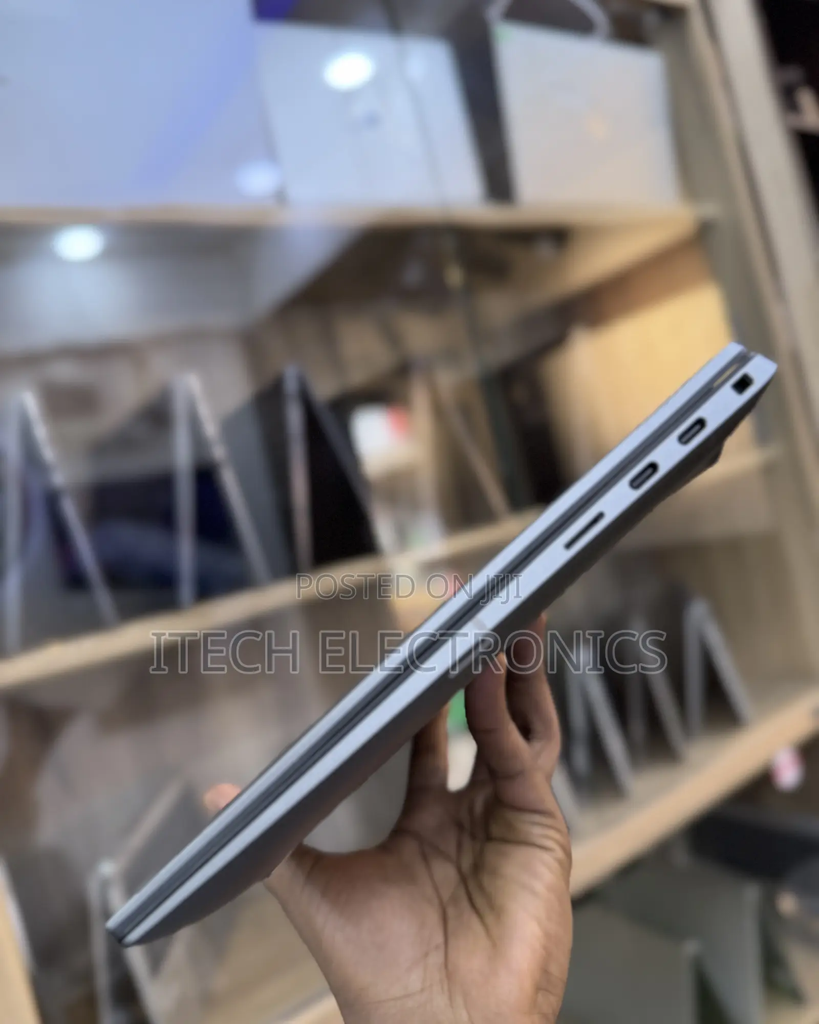 Laptop Dell Precision 5470 32GB Intel Core i7 SSD 512GB