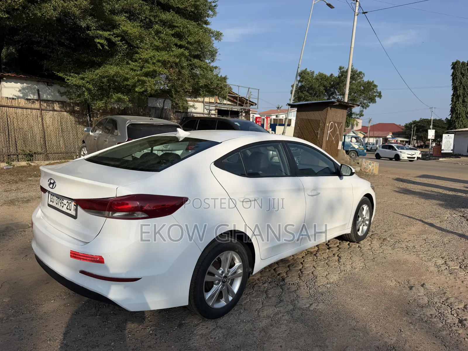 Hyundai Elantra 2018 White