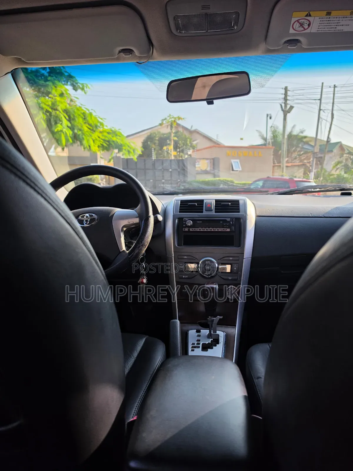Toyota Corolla Altis 2012 White