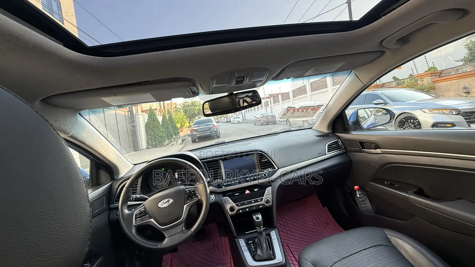 Hyundai Elantra Limited Sedan FWD (2.0L 4cyl 6A) 2017 Blue