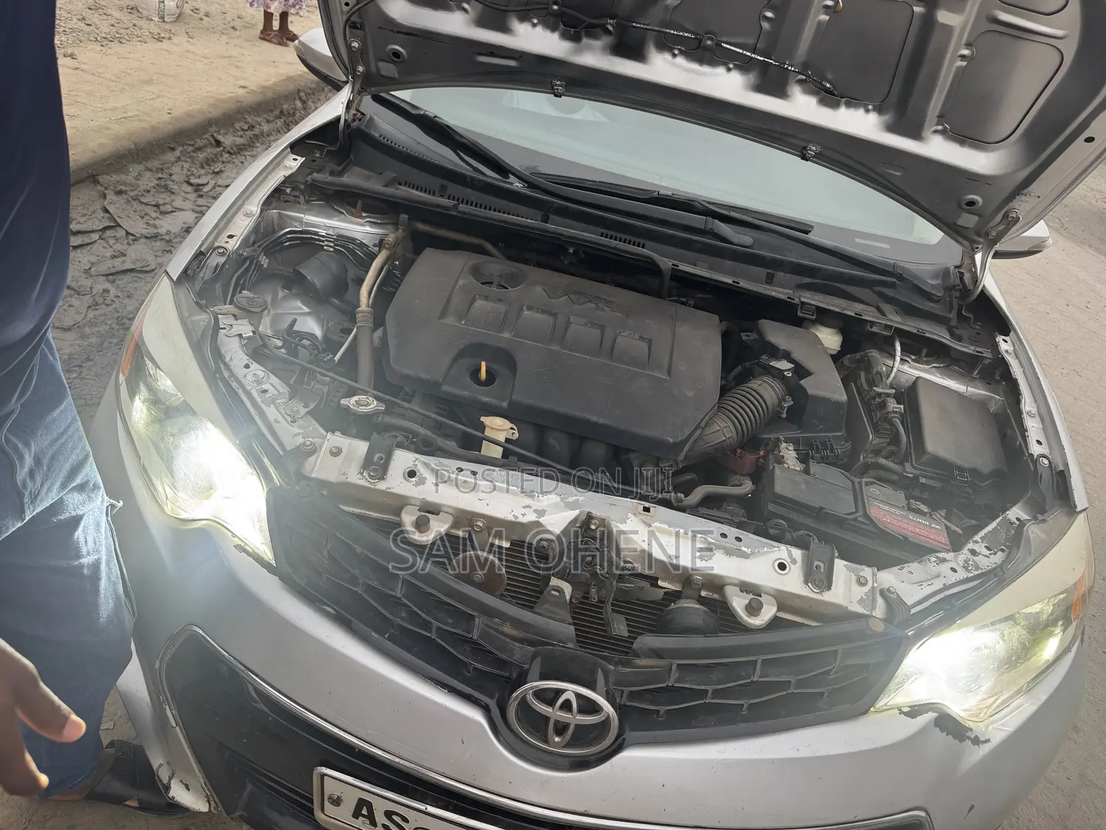 Toyota Corolla S 4dr Sedan (1.8L 4cyl CVT) 2014 Silver