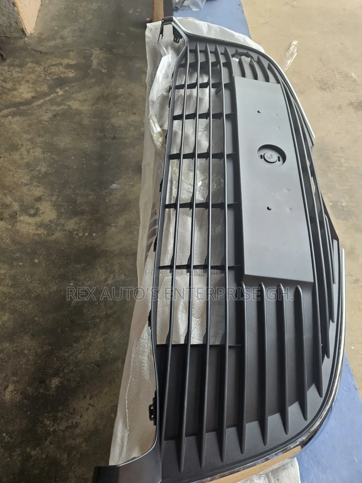 Yaris 2015,2016,2017,2018/ Down Shells