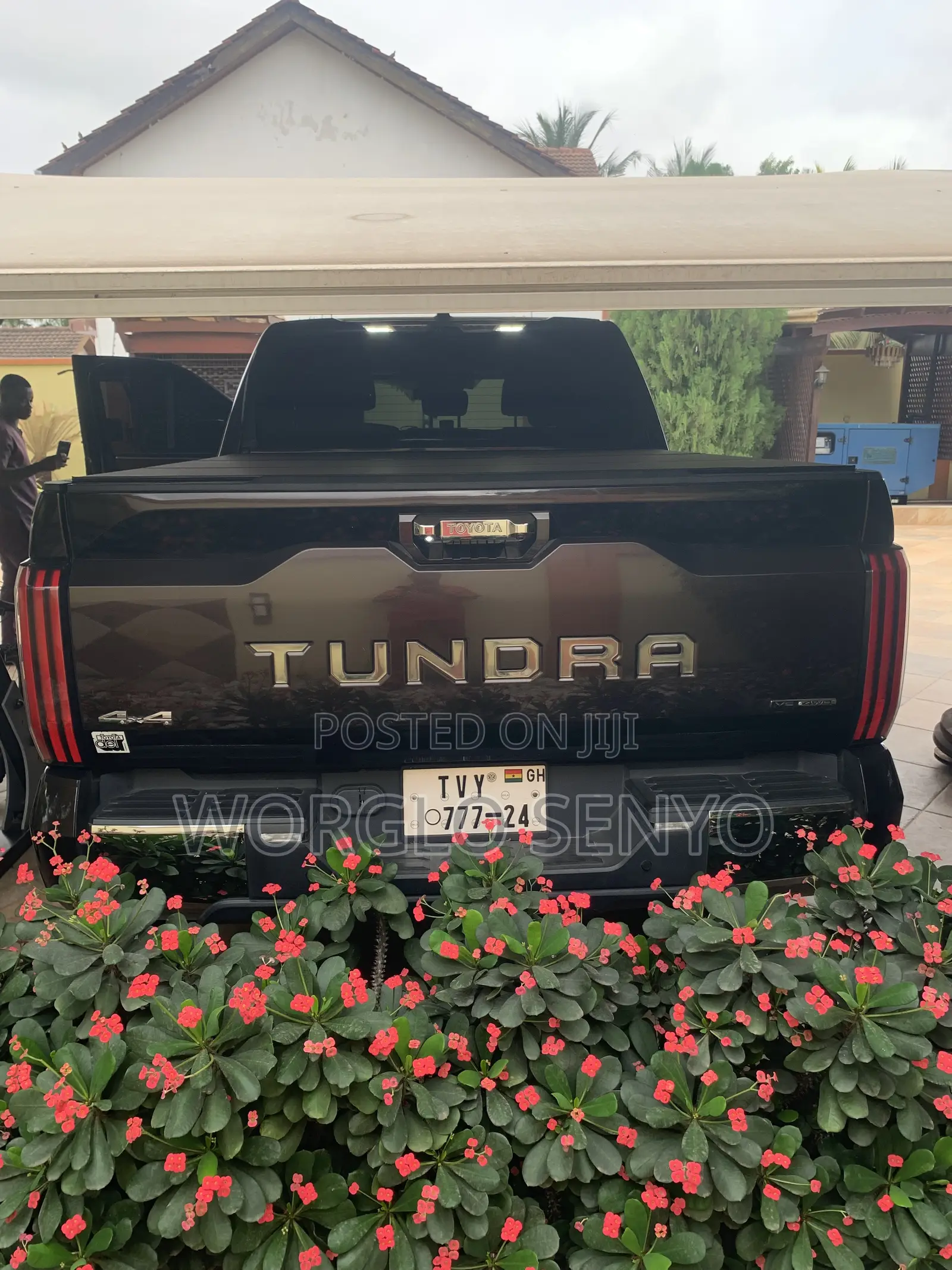 Toyota Tundra 2023 Black
