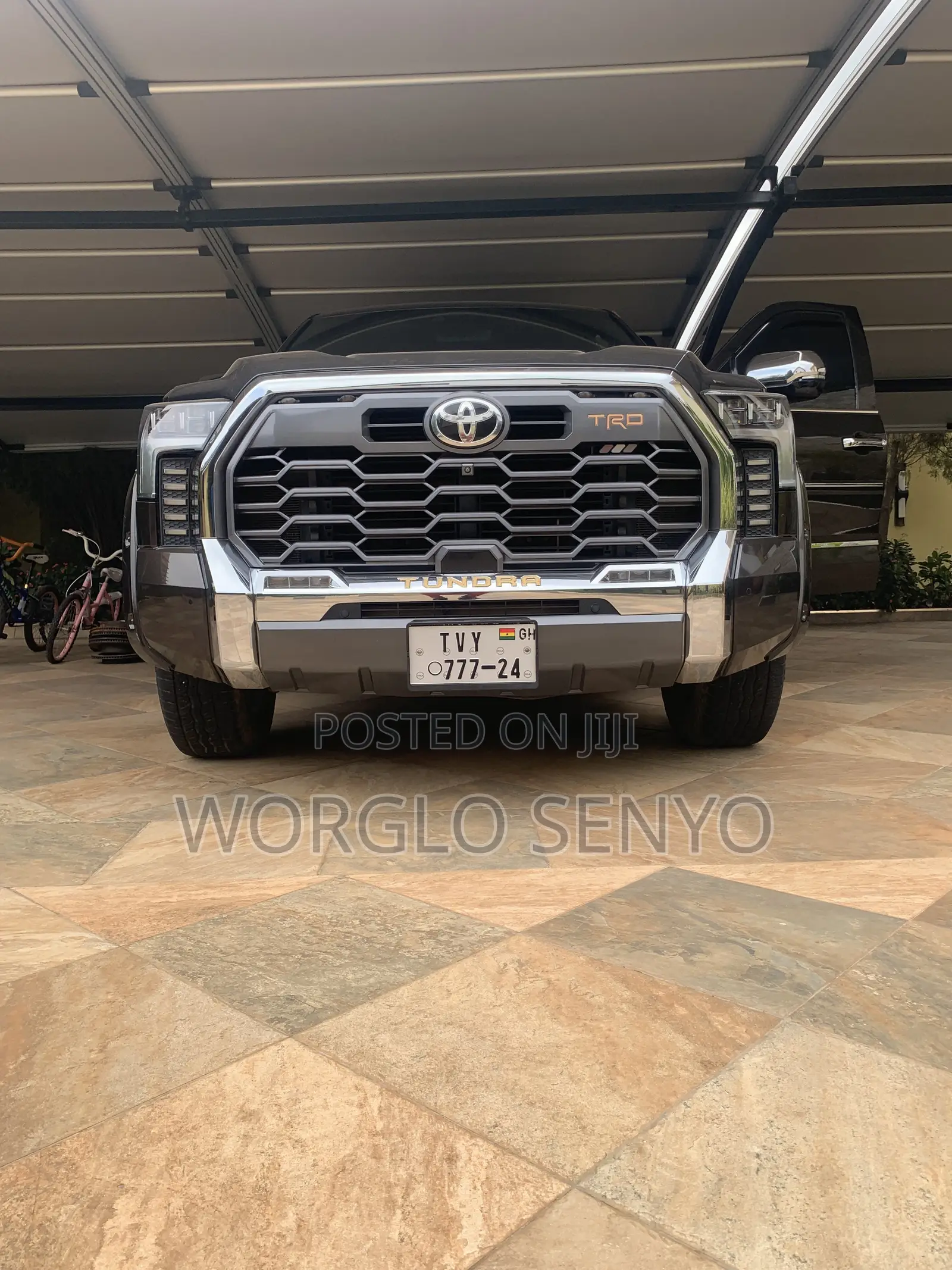 Toyota Tundra 2023 Black