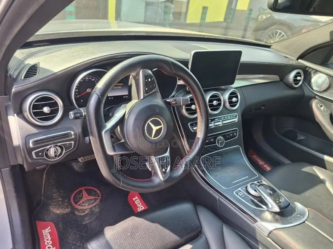 Mercedes-Benz C300 2015 Silver