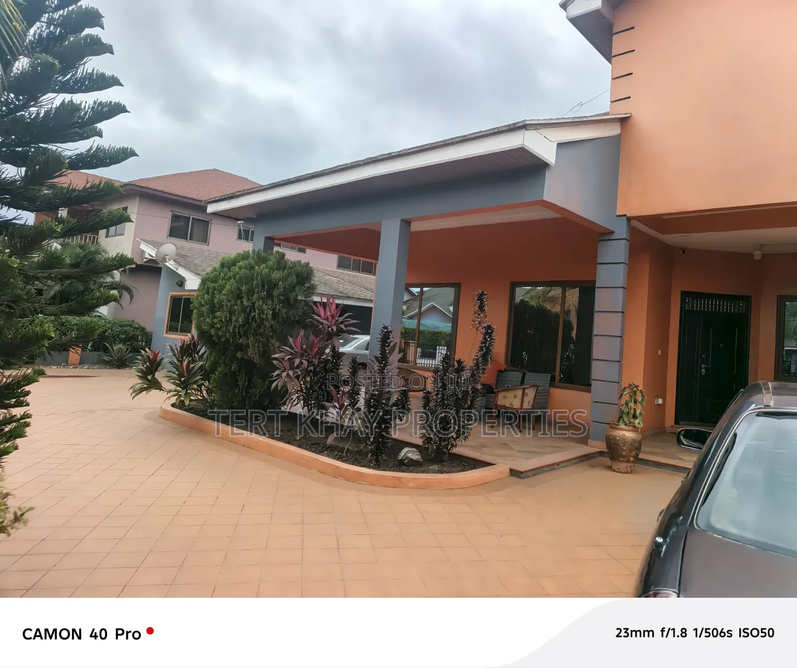 10bdrm House in Ability Square, Boundary Road Area for sale