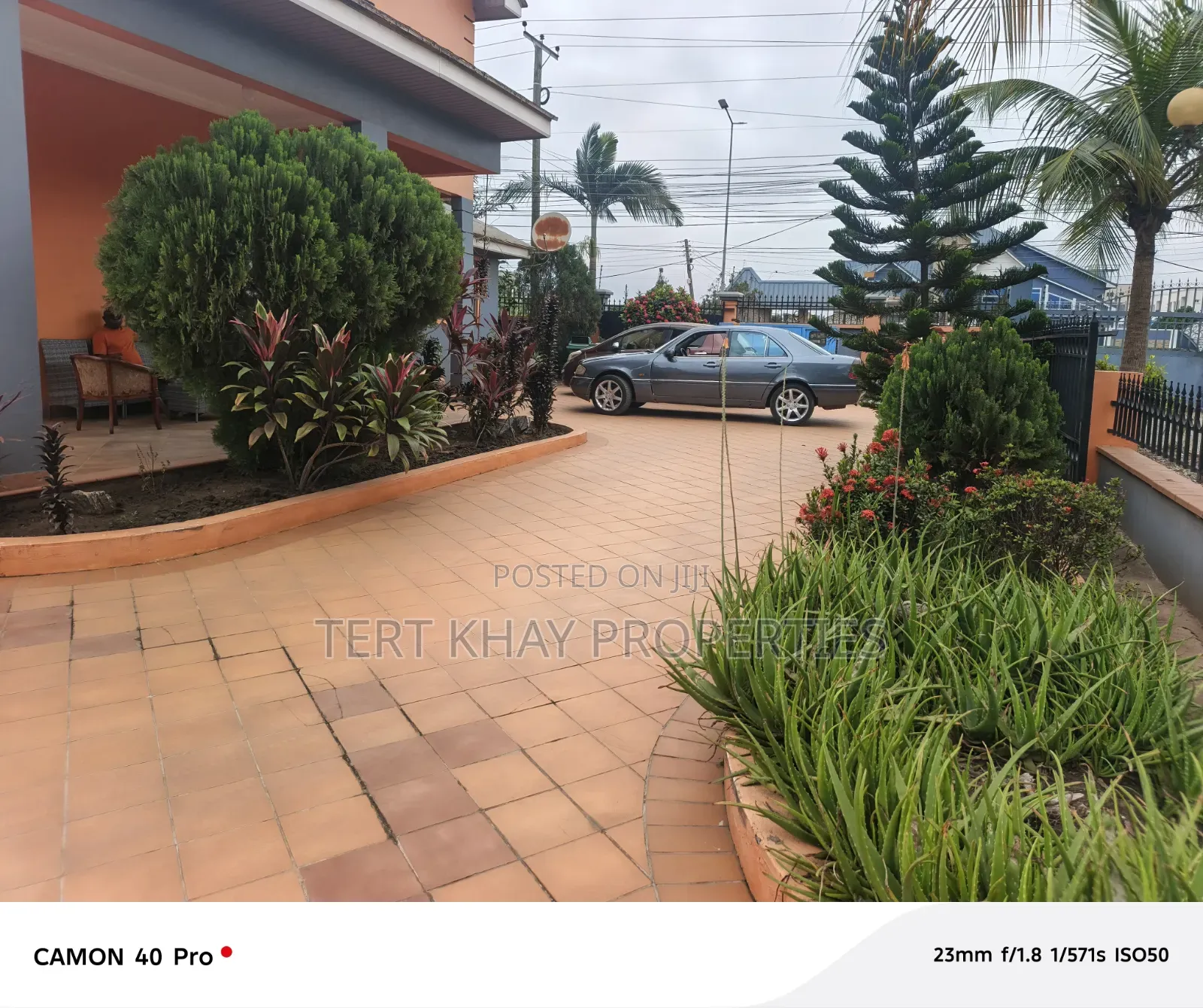10bdrm House in Ability Square, Boundary Road Area for sale