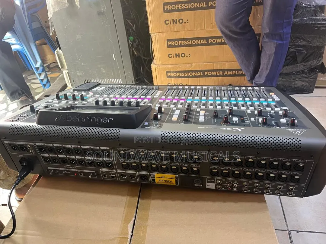 Beheringer X32 Digital Mixer