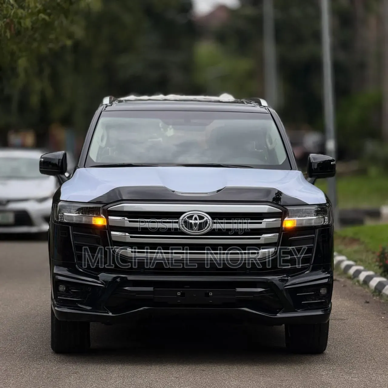 New Toyota Land Cruiser LC300 2025 Black