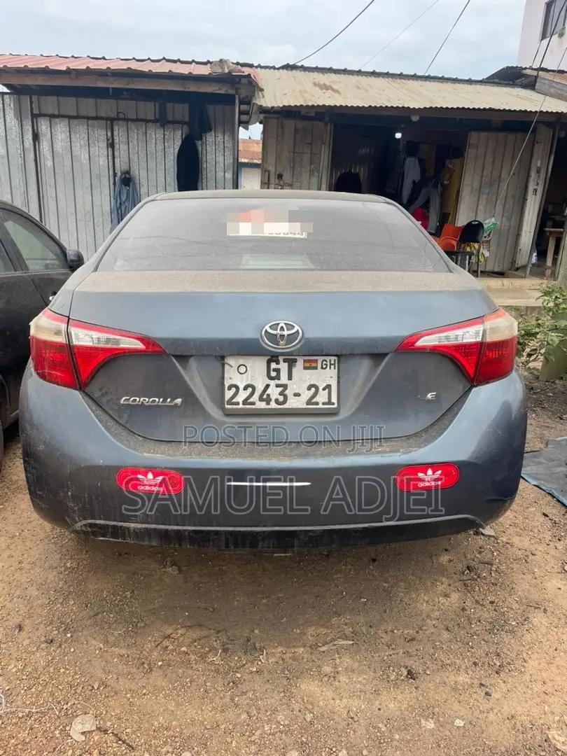 Toyota Corolla 2015 Gray