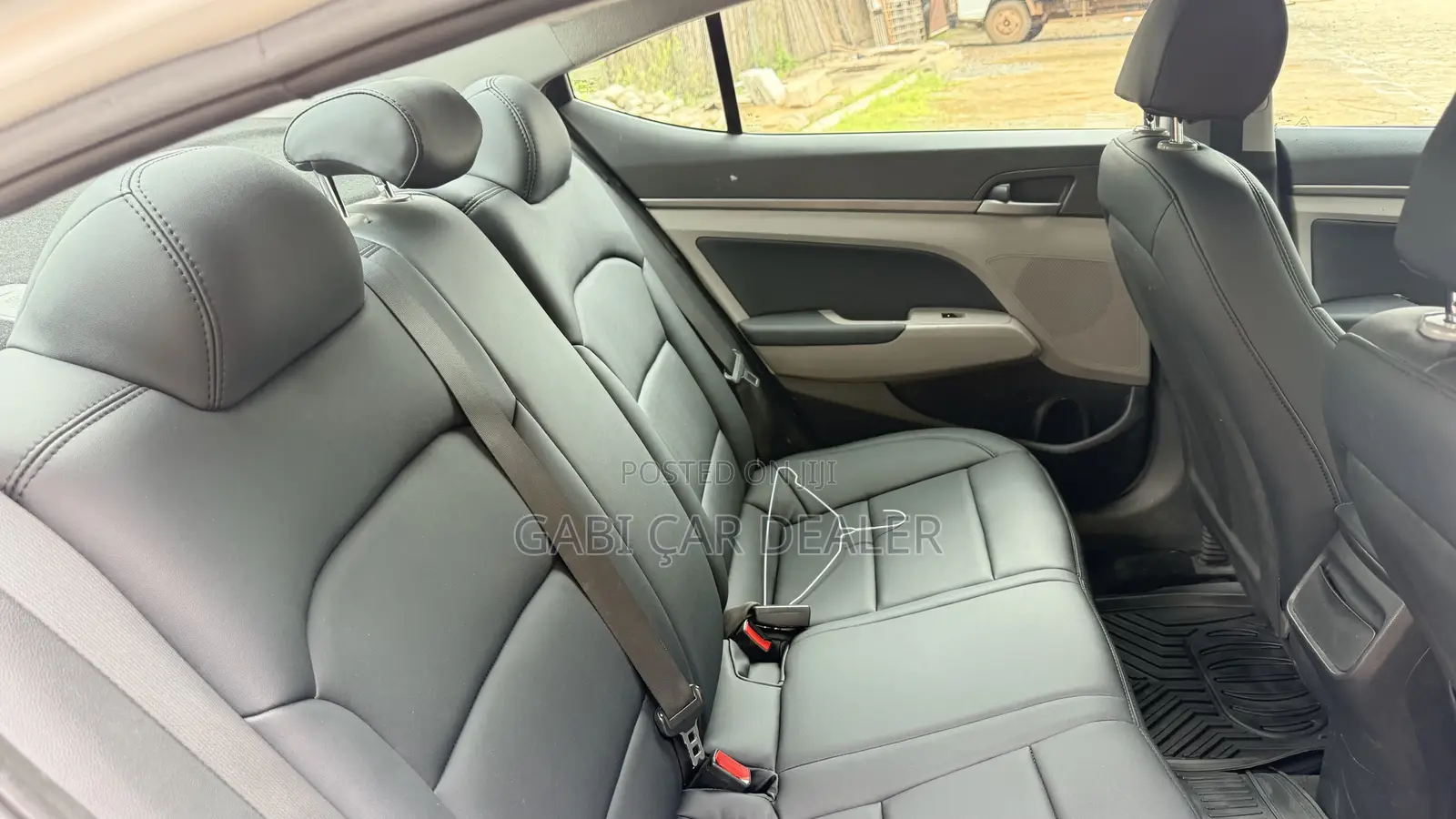 Hyundai Elantra 2017 White