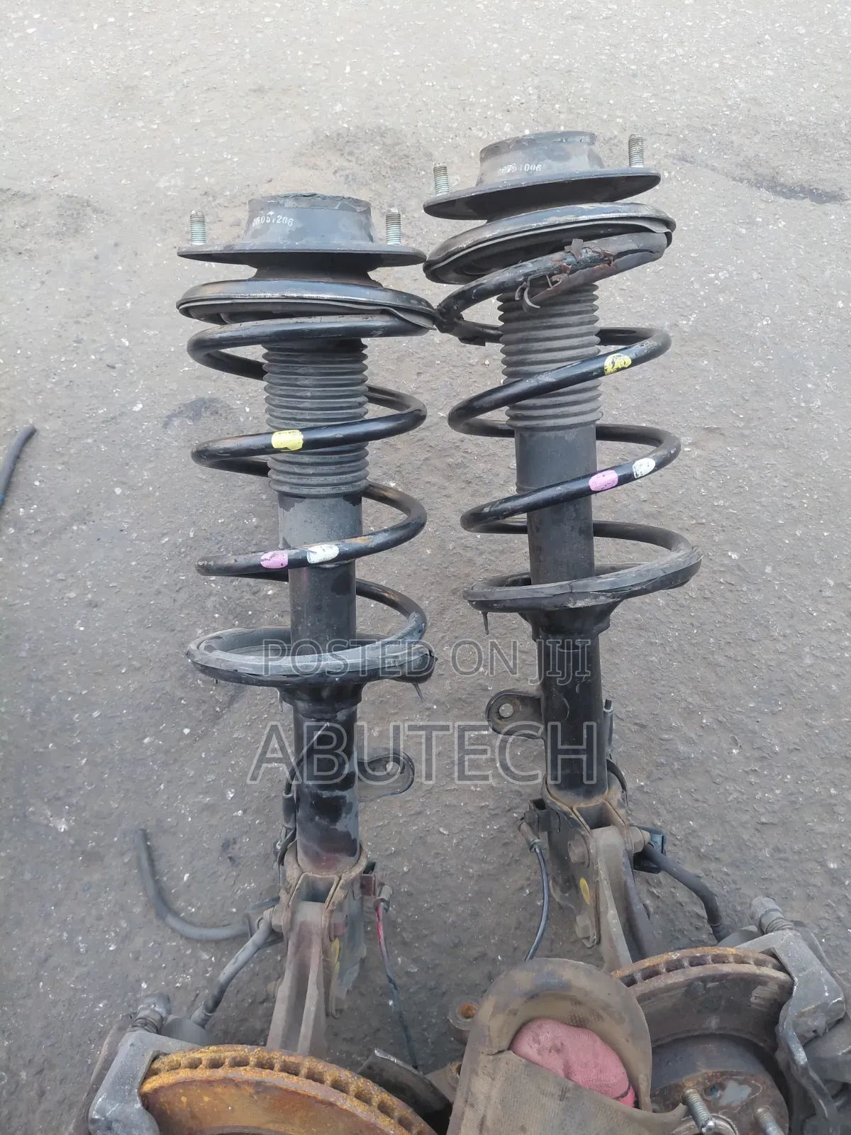 Front Shock Kia Sportage, Hundia Tucson 2005, 2006, 2007, 2008, 2010