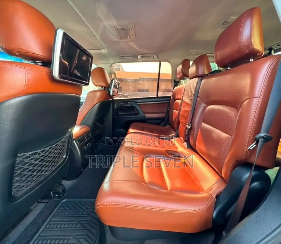 Toyota Land Cruiser 2017 Black