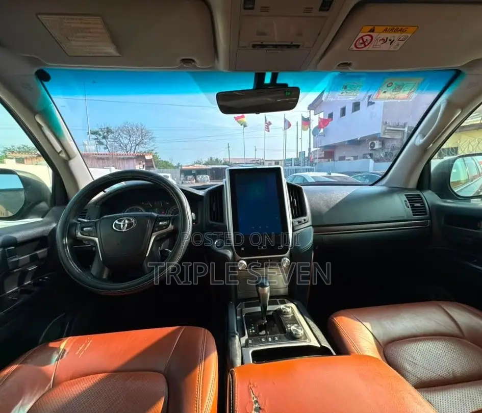 Toyota Land Cruiser 2017 Black
