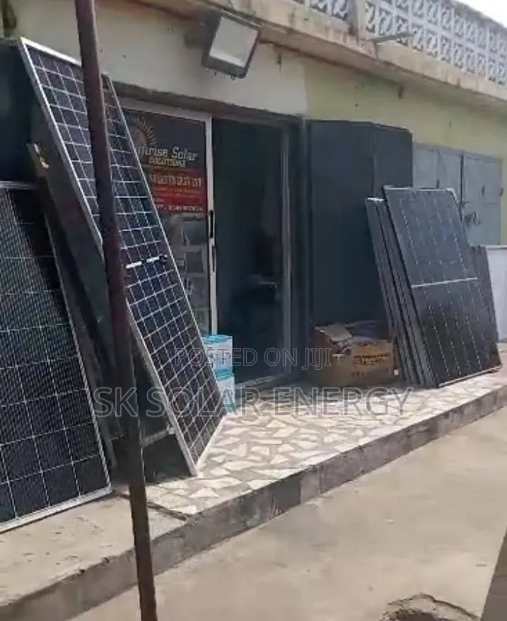 610w 575w Solar Panels