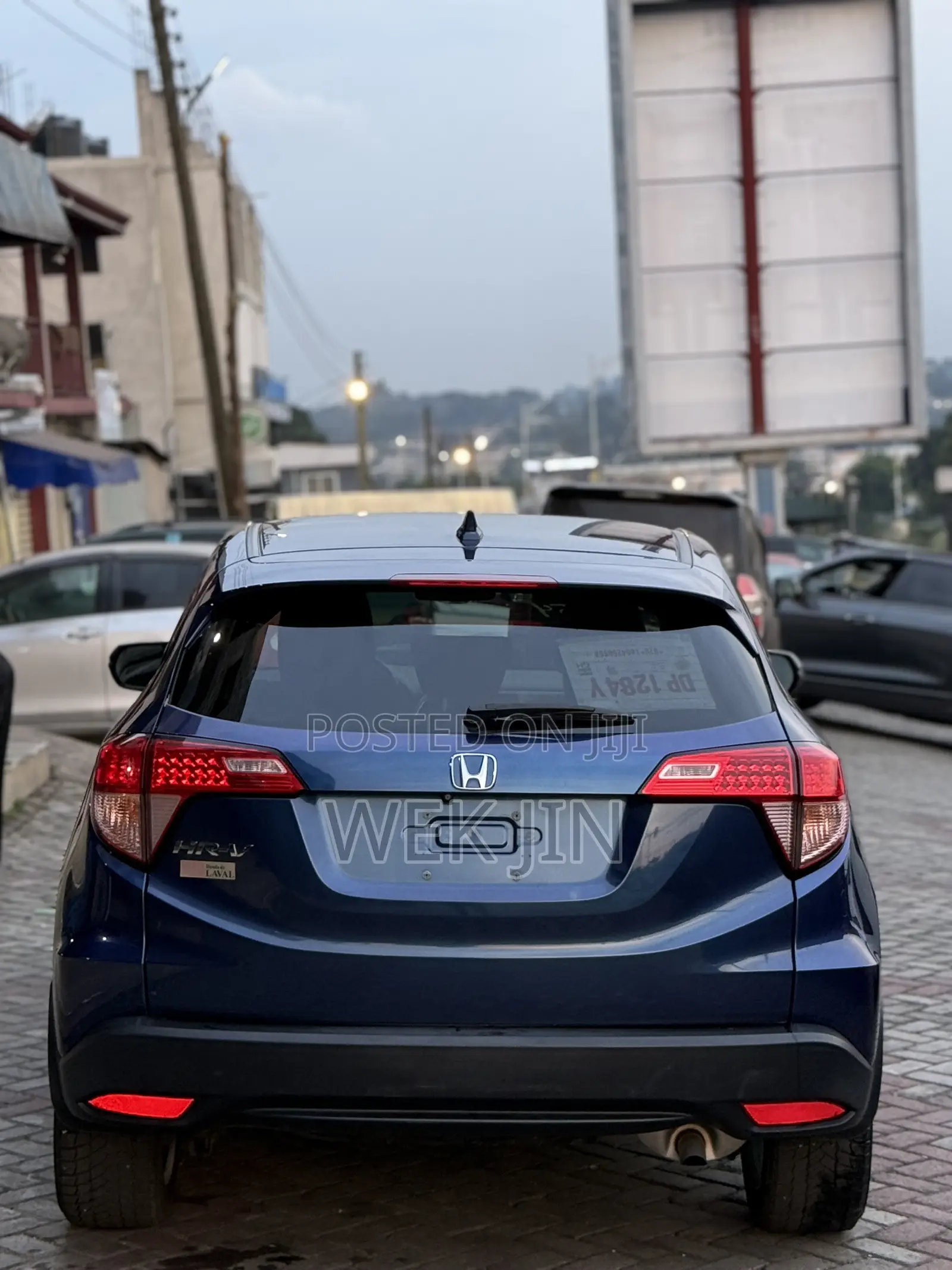 Honda HR-V 4dr SUV (1.5L 4cyl CVT) 2016