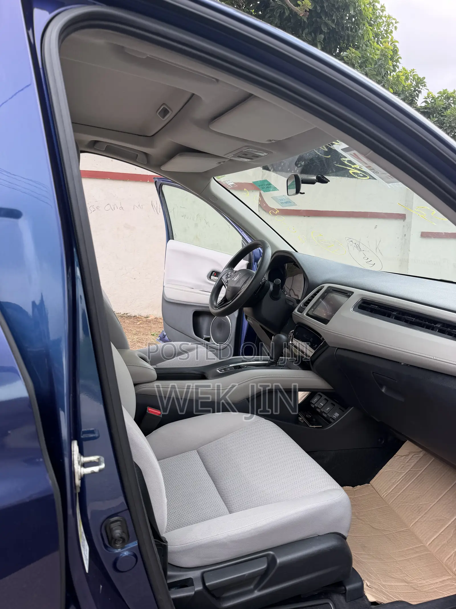 Honda HR-V 4dr SUV (1.5L 4cyl CVT) 2016