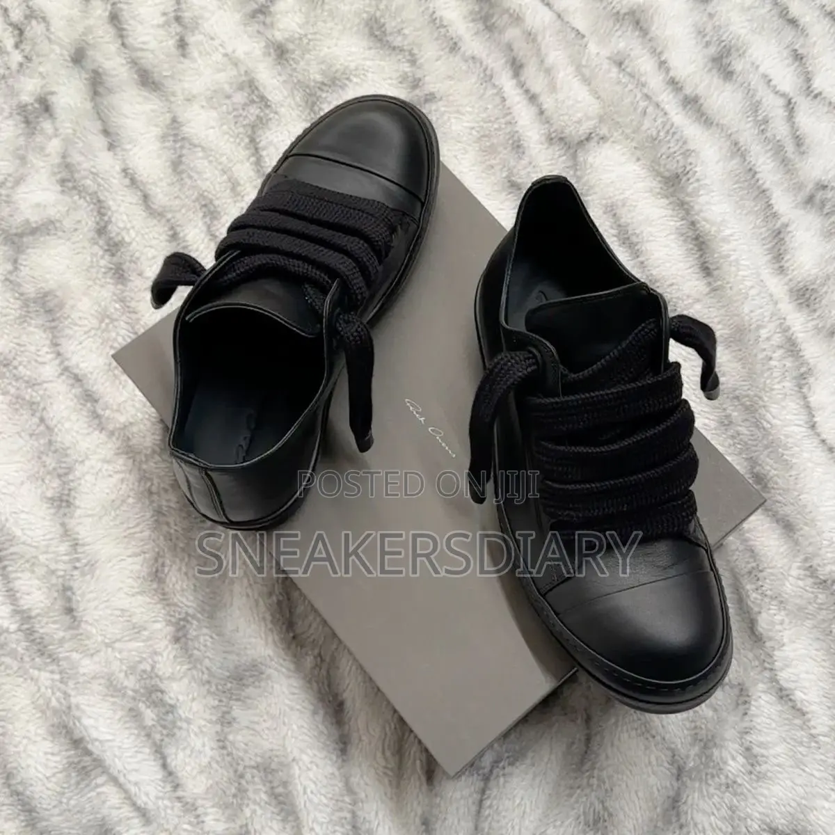All Black RICK OWENS Sneaker