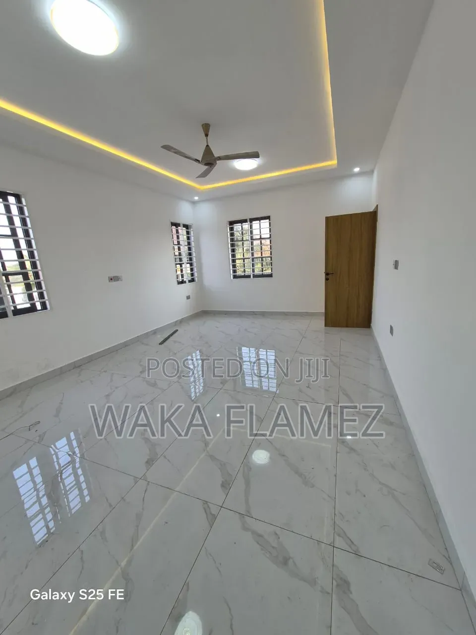 3bdrm Duplex in Dvla, Amasaman for sale