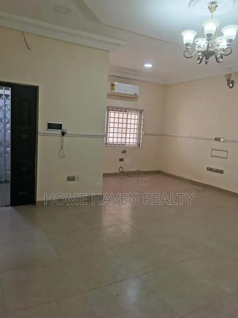 5bdrm House in Spintex Total for rent