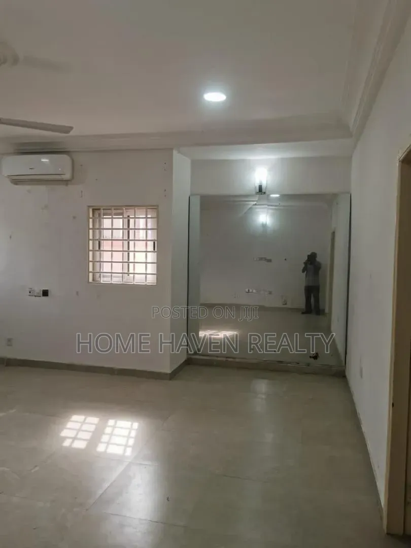 5bdrm House in Spintex Total for rent