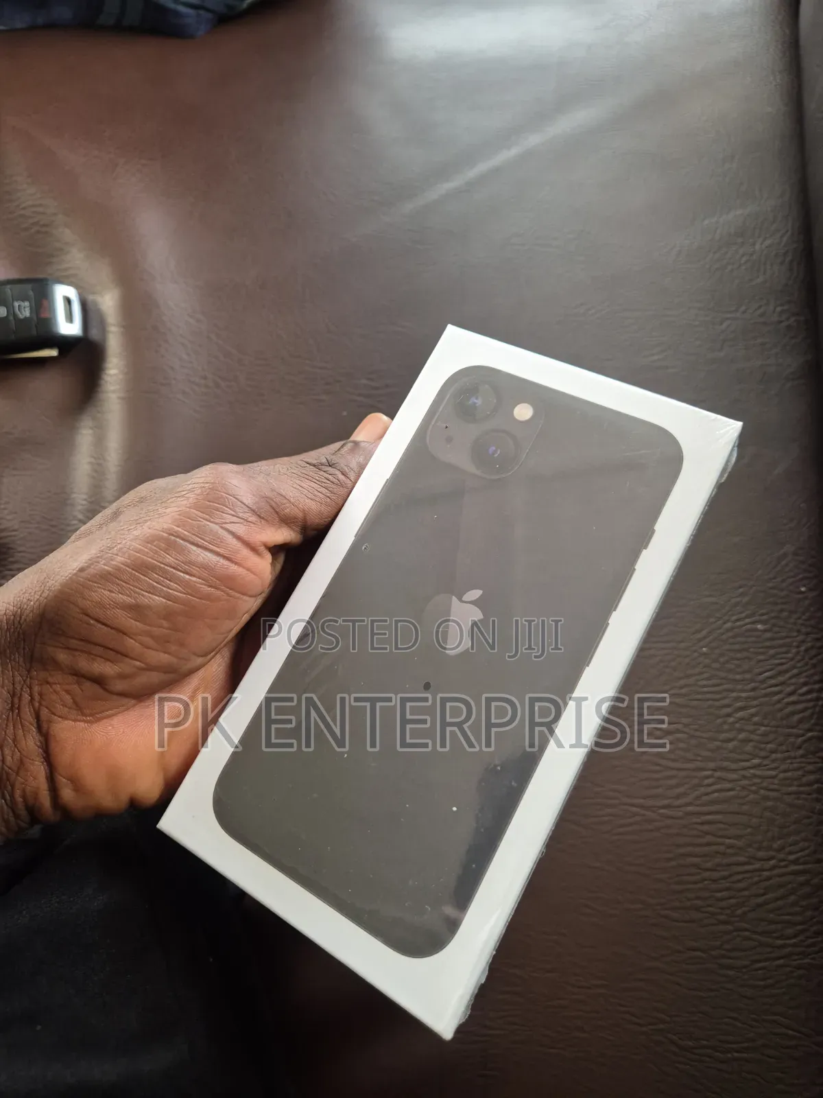 New Apple iPhone 13 128 GB Black