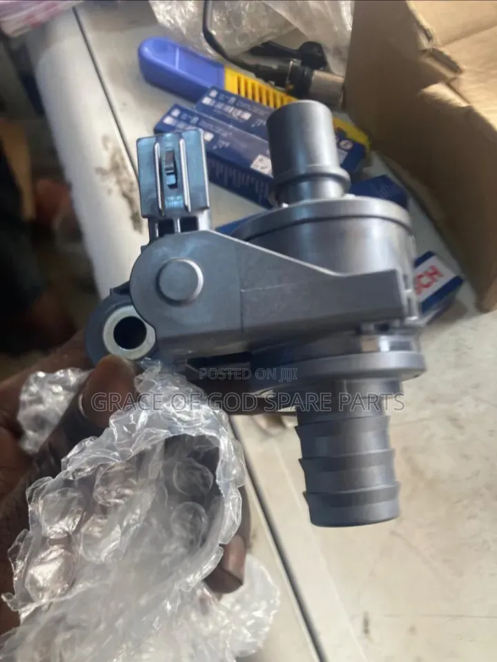 Toyota Camry 2018 Coolant Water Control Valve Original