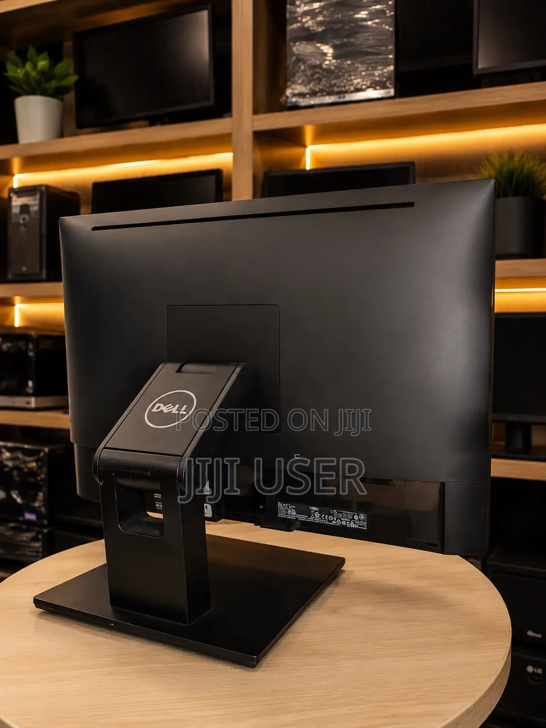 Desktop Computer Dell OptiPlex 7450 8GB Intel Core i5 SSD 256GB