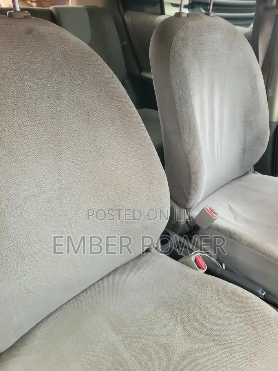 Toyota Vitz 2010 Silver