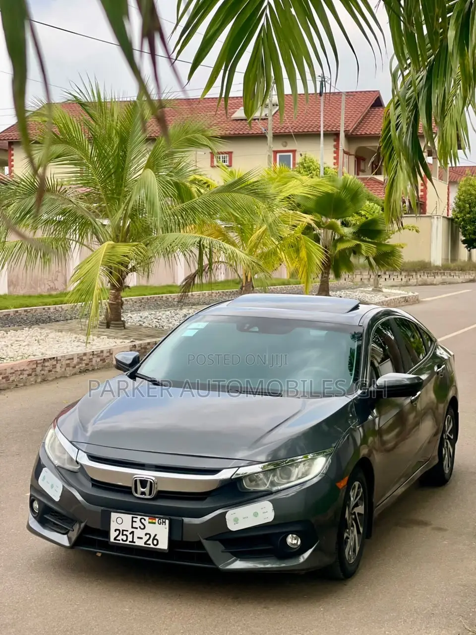 Honda Civic EX 4dr Sedan (2.0L 4cyl) 2017 Gray