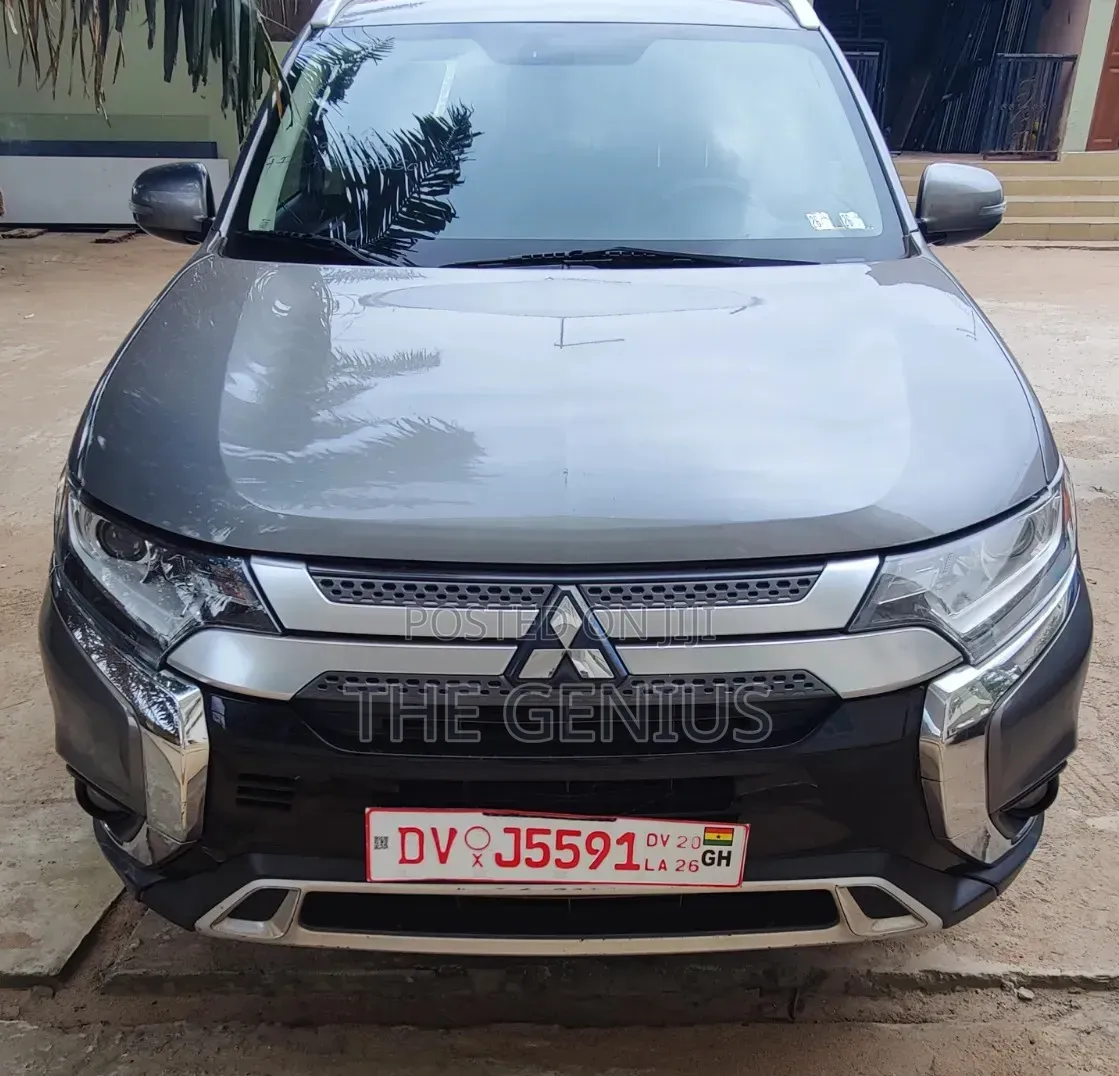 Mitsubishi Outlander SEL AWC 2019 Gray