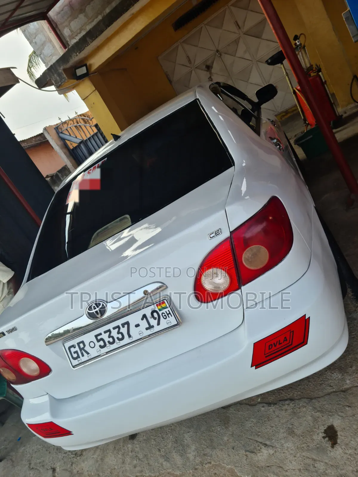 Toyota Corolla 2007 White