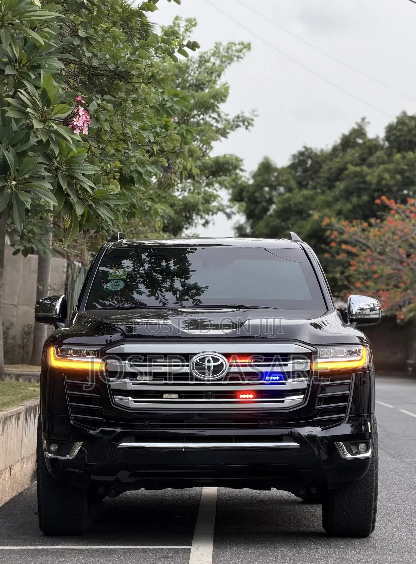 Toyota Land Cruiser 2025 Black