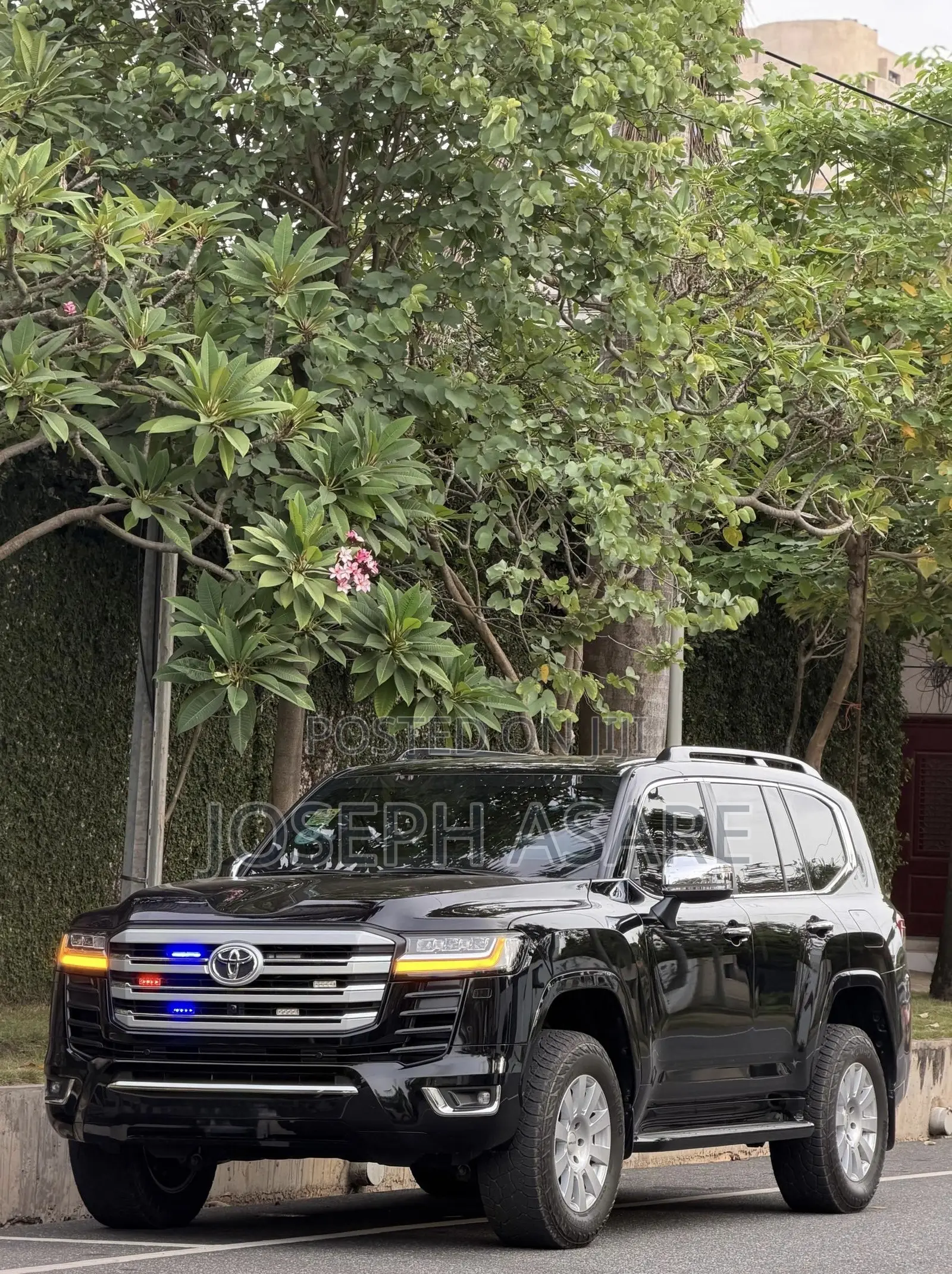 Toyota Land Cruiser 2025 Black