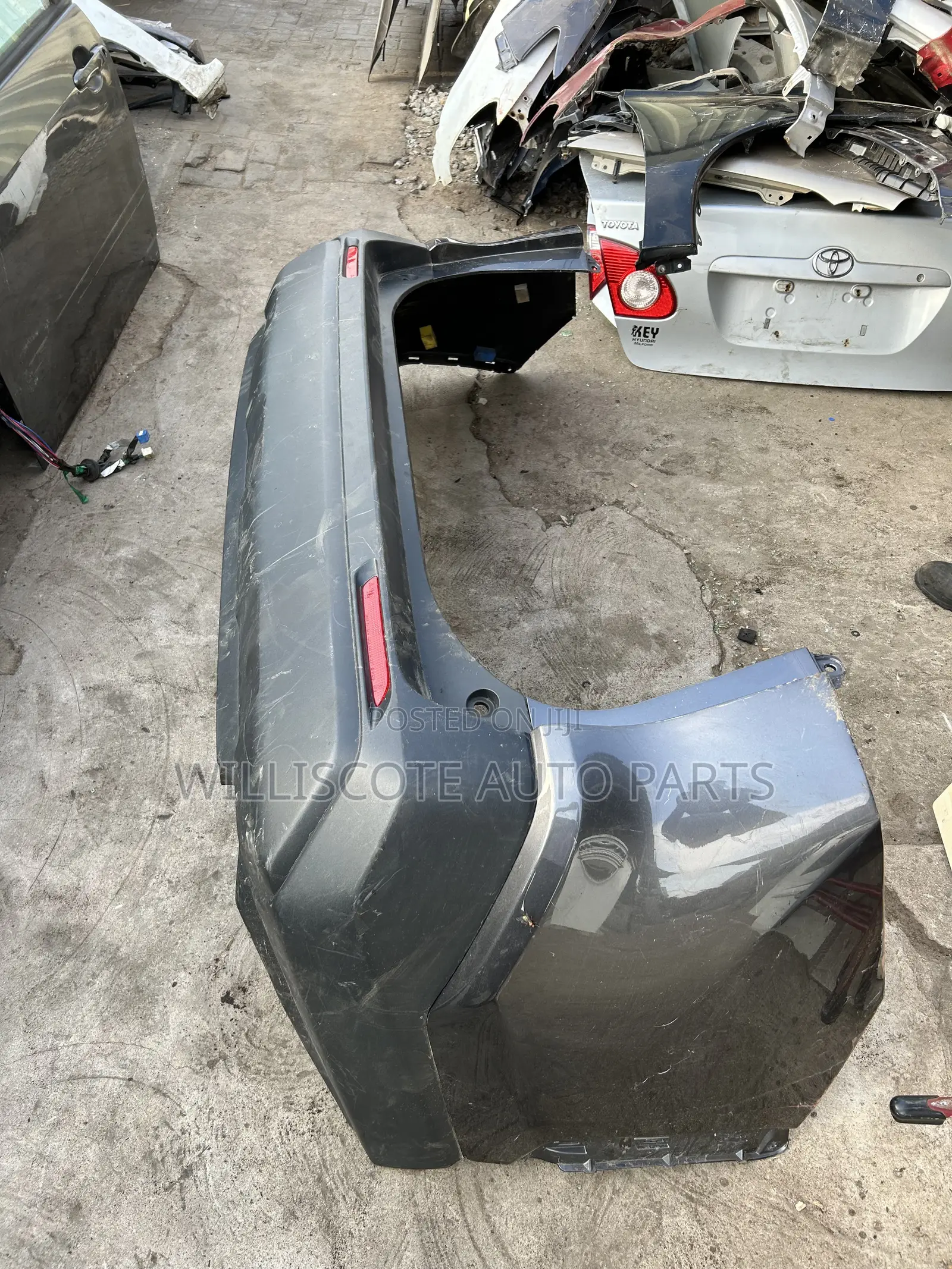 RAV4 19-23 Back Bumper Complete