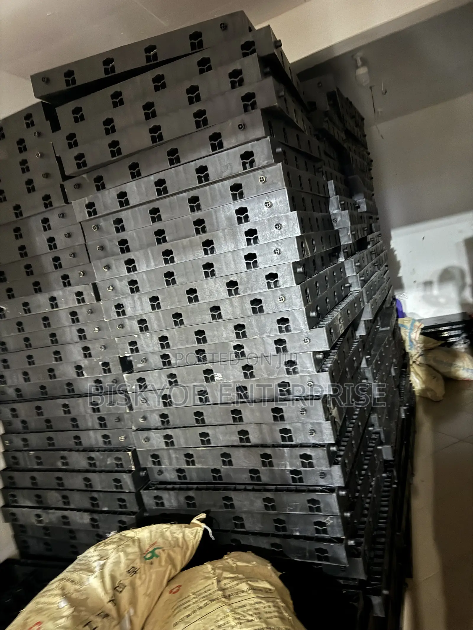Adjustable Formwork Pillars