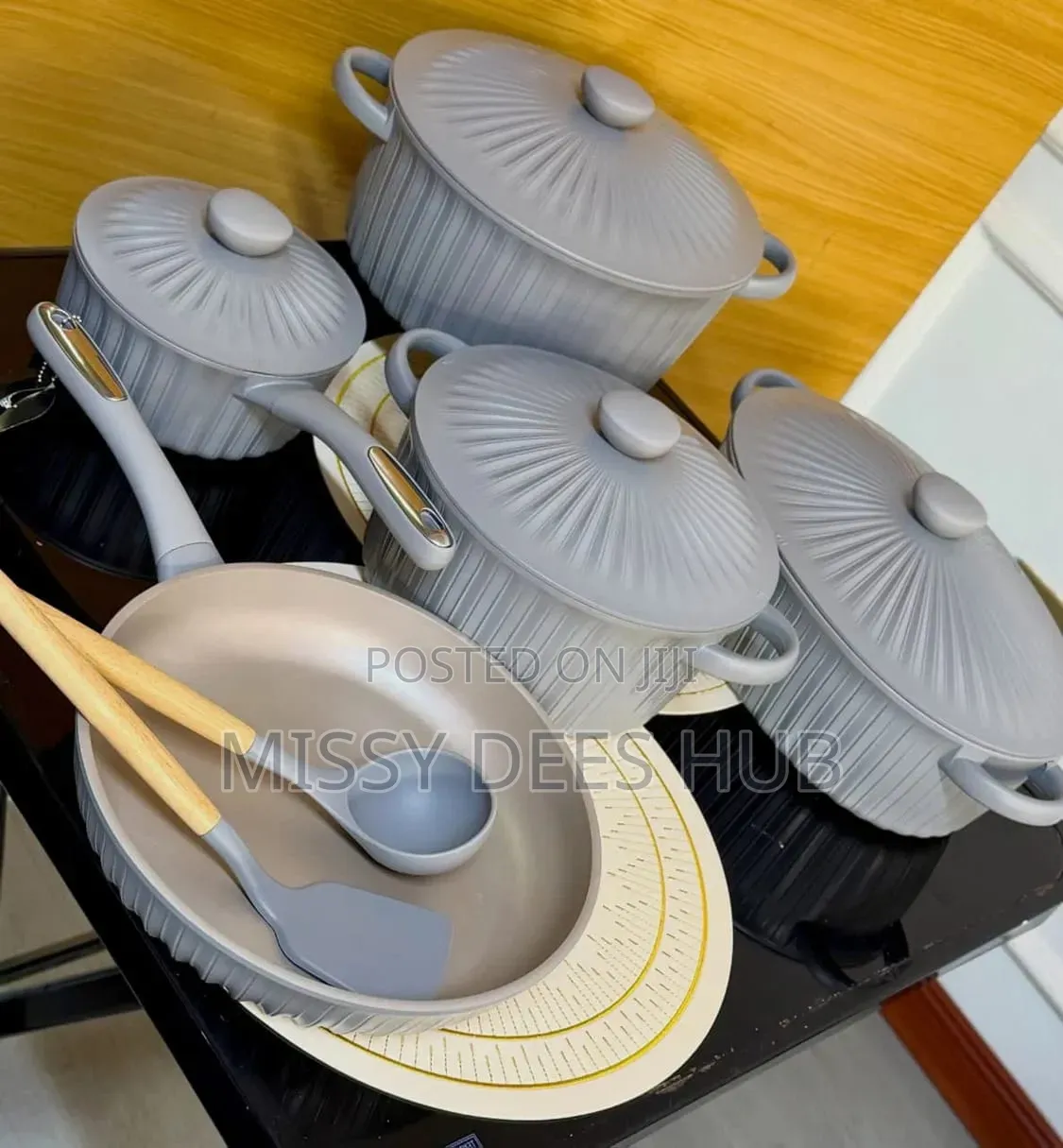 11pcs Uakeen Germany VK27 Cookware Set