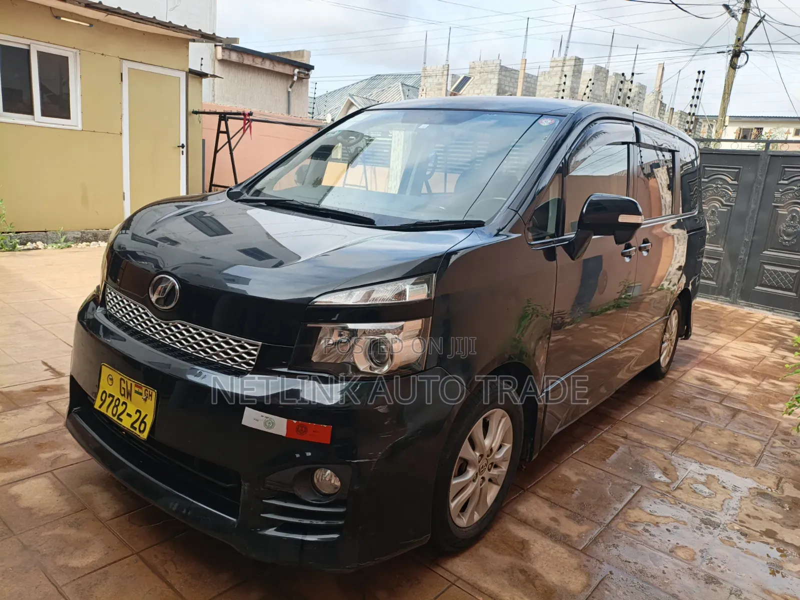 Toyota Voxy 2010 Black