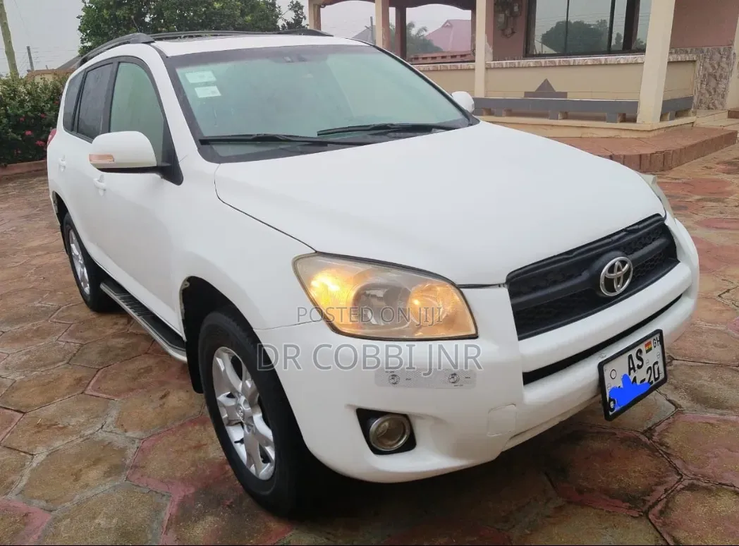 Toyota RAV4 2.5 Limited 4x4 2012 White