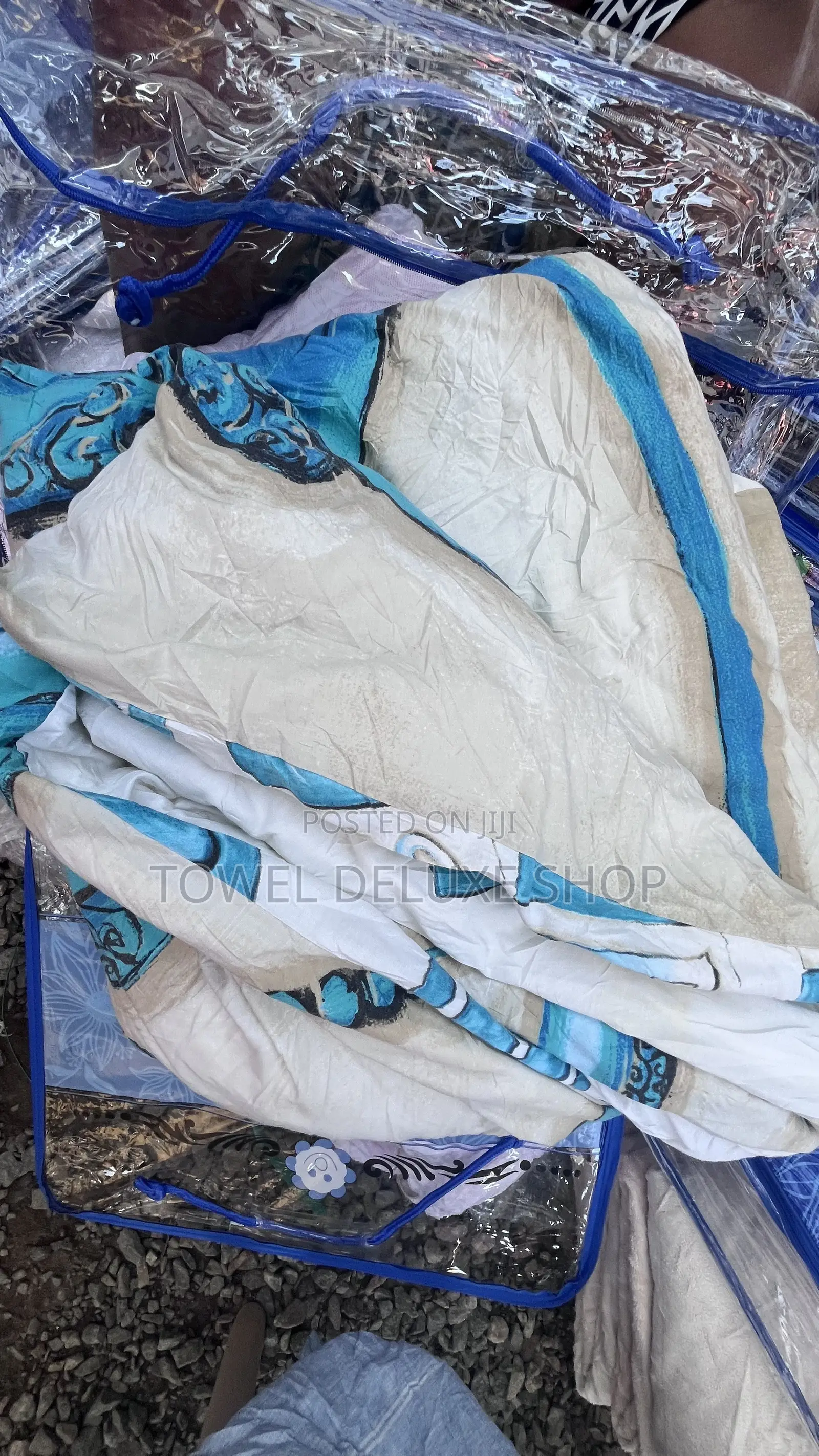 King Size Comforter Cream Turquoise Blue Luxury Thick Duvet