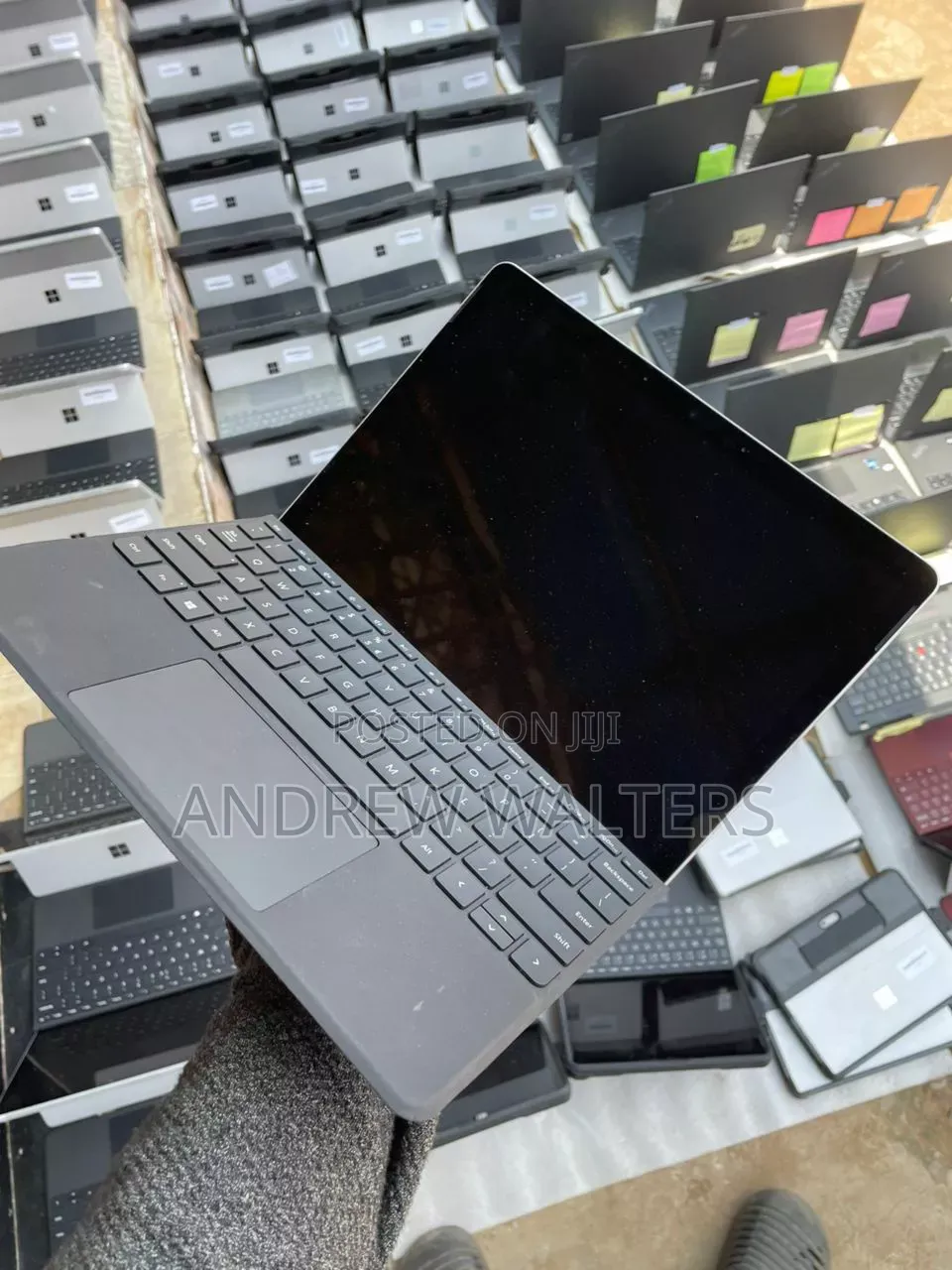 New Laptop Microsoft Surface Go 2 8GB Intel Core M3 SSD 128GB