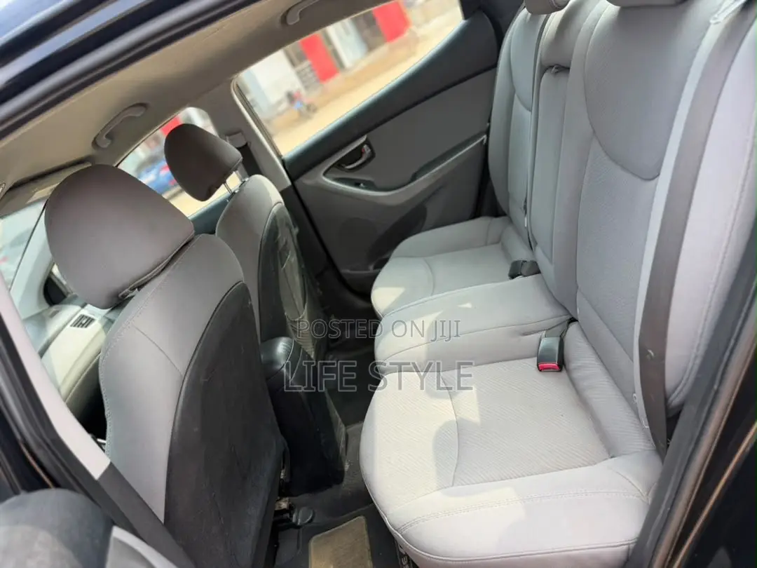 Hyundai Elantra 2013 Black
