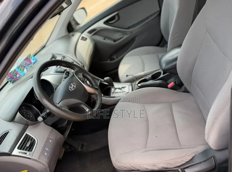 Hyundai Elantra 2013 Black