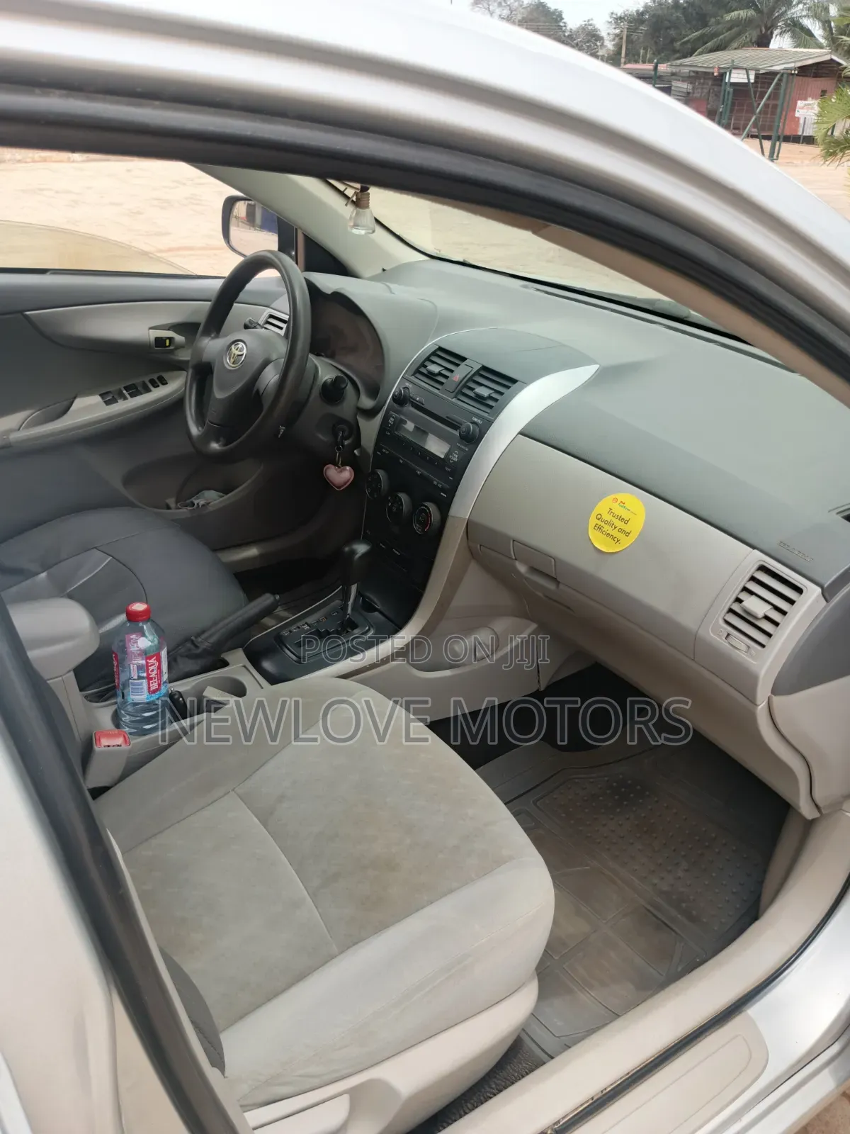 Toyota Corolla 2011 Silver