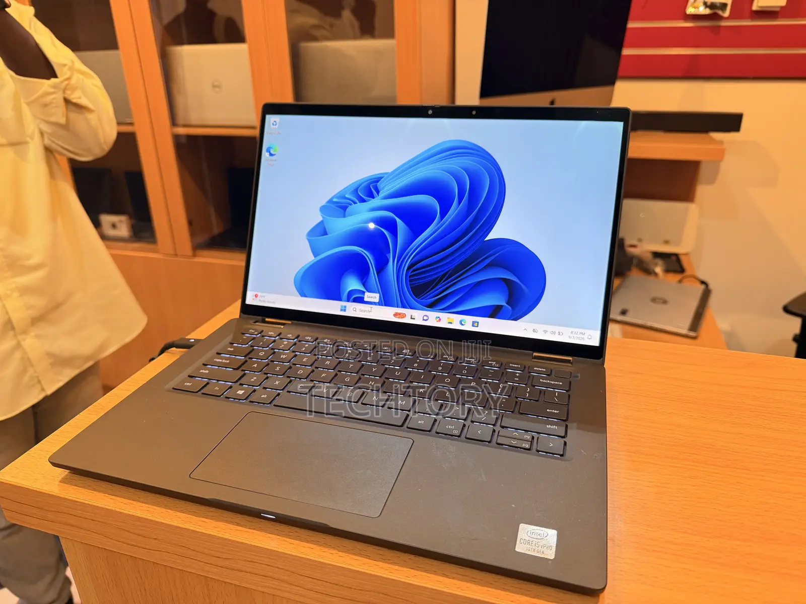 Laptop Dell Latitude 7410 16GB Intel Core i7 SSD 512GB