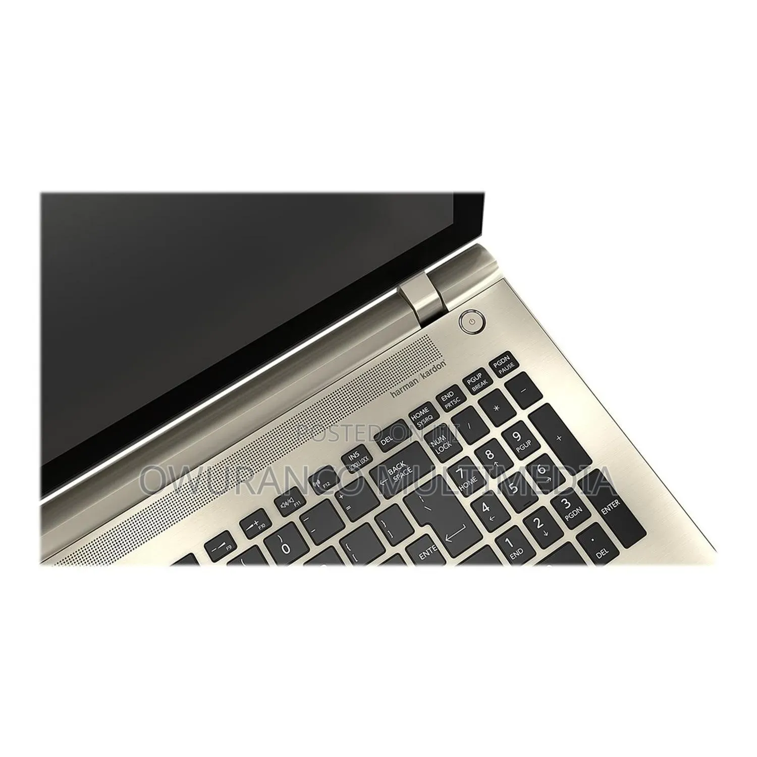 Laptop Toshiba Satellite L50D 8GB AMD A10 HDD+SSD 256GB
